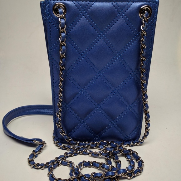 SOLD Chanel Blue Quilted iPhone Crossbody Bag - Picture 5 of 7